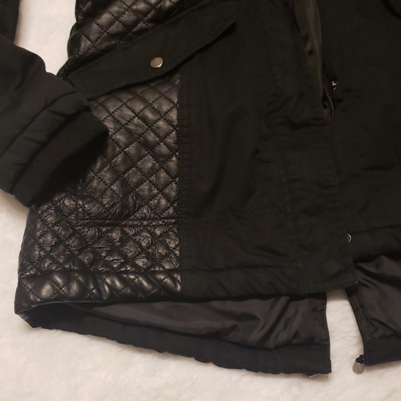 Xhilaration winter coat - Picture 2 of 7